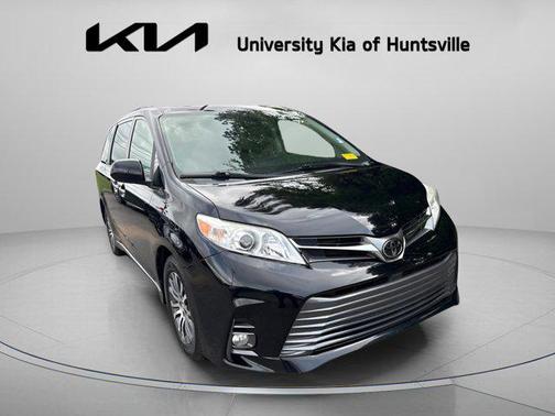 2020 Toyota Sienna XLE Premium