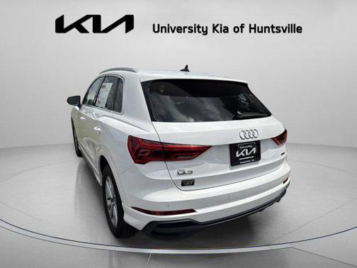 2024 Audi Q3 Premium 45 TFSI S line quattro Tiptronic