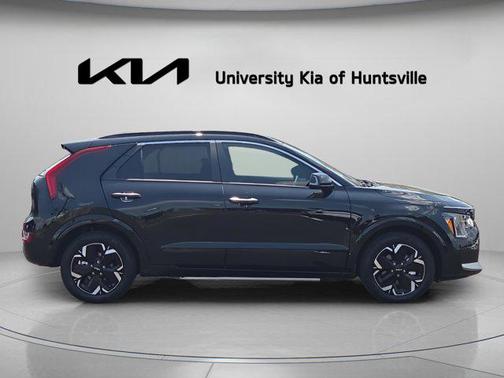 Aurora Black Pearl 2026 Kia Niro EV Wave