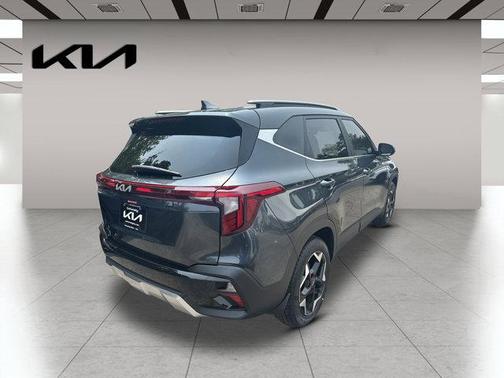2025 Kia Seltos EX