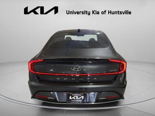 2022 Hyundai SONATA Hybrid SE