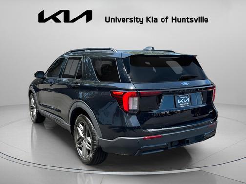Black Metallic 2025 Ford Explorer ST-Line