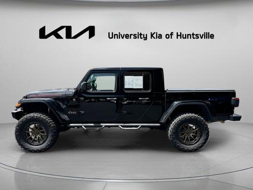 Black Clearcoat 2023 Jeep Gladiator Rubicon