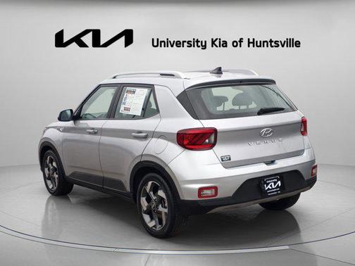 Stellar Silver 2022 Hyundai VENUE SEL