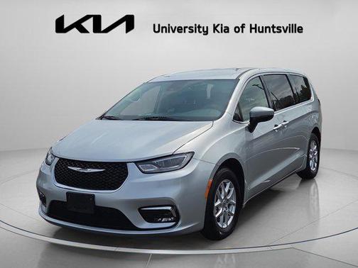 Silver Mist Clearcoat 2023 Chrysler Pacifica Touring L