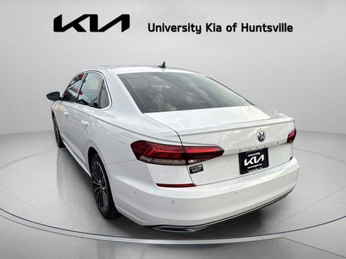 2022 Volkswagen Passat 2.0T Limited Edition