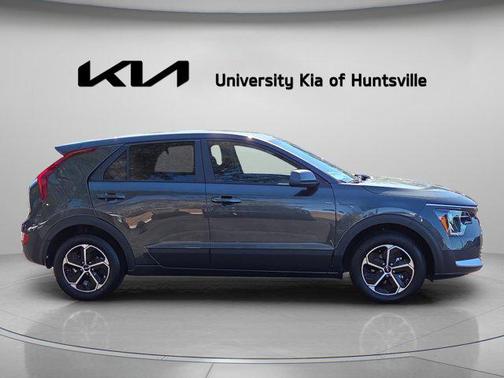 Interstellar Gray 2026 Kia Niro LX