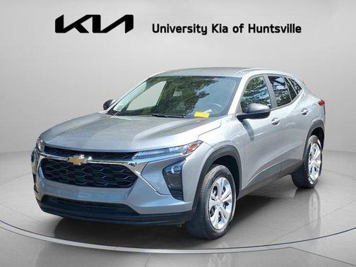 Sterling Gray Metallic 2024 Chevrolet Trax LS