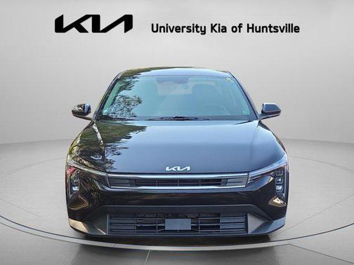 Aurora Black Pearl 2025 Kia K4 LXS