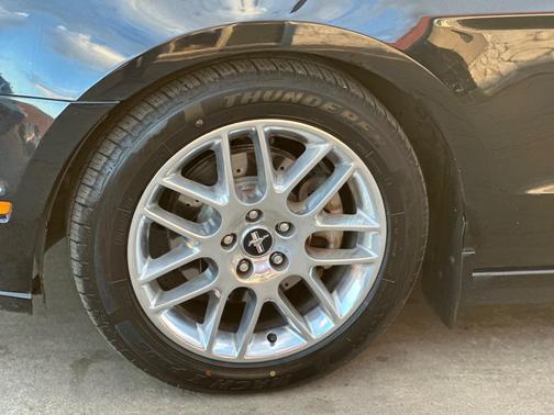 2014 Ford Mustang V6 Premium