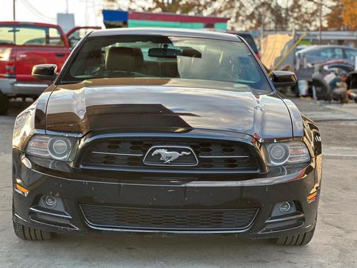 2014 Ford Mustang V6 Premium