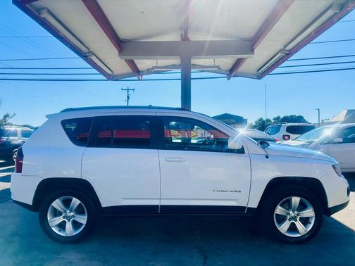 2017 Jeep Compass Latitude