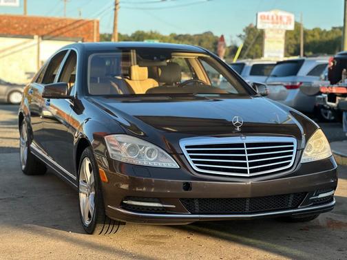 2010 Mercedes-Benz S-Class S 580 4MATIC