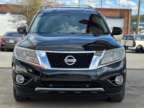 2016 Nissan Pathfinder SV
