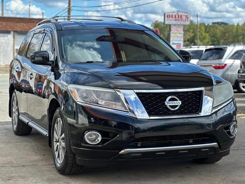 2016 Nissan Pathfinder SV