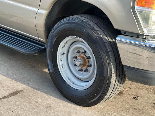 2008 Ford E350 Super Duty Base