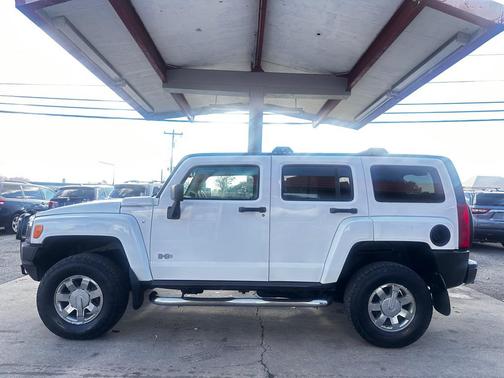 2008 Hummer H3 Base