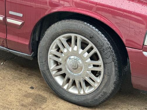 2009 Mercury Grand Marquis LS (Fleet Only)