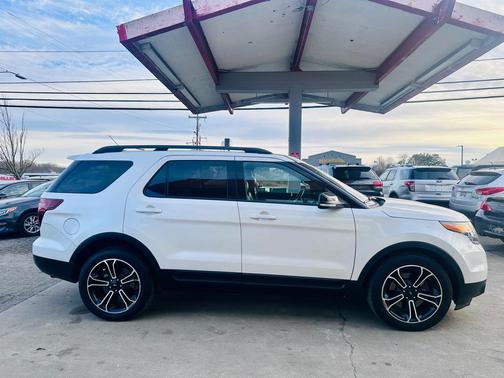 2015 Ford Explorer Sport