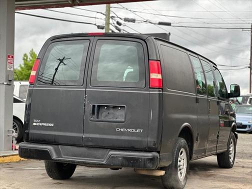2003 Chevrolet Express 1500 Base