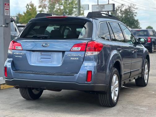2013 Subaru Outback 2.5i Limited