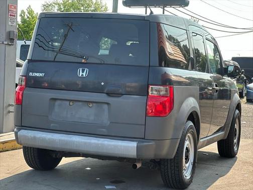 2004 Honda Element LX
