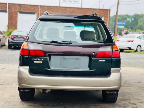 GREEN 2000 Subaru Legacy Limited