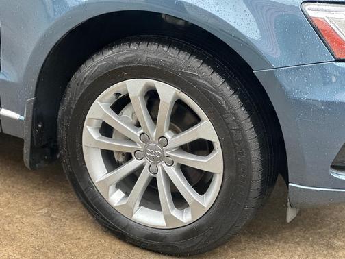 2015 Audi Q5 2.0T Premium Plus