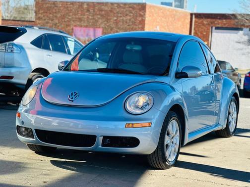 2010 Volkswagen New Beetle 2.5L