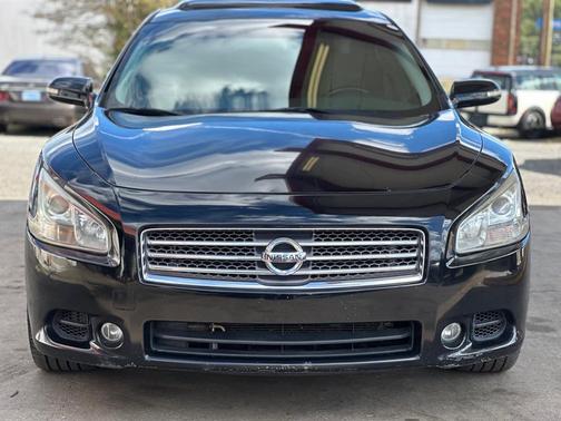 2010 Nissan Maxima SV