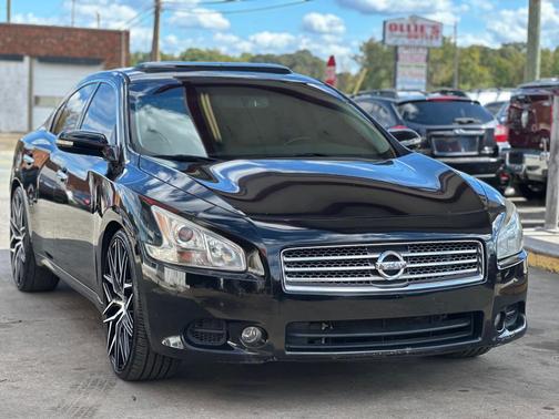 2010 Nissan Maxima SV