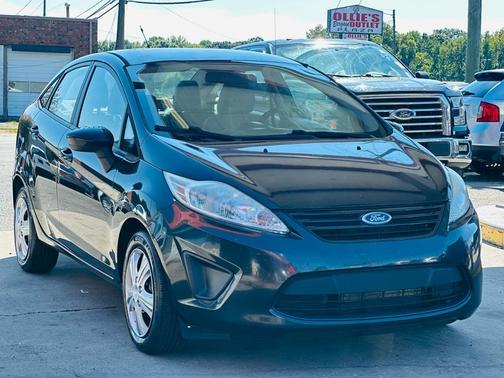 2013 Ford Fiesta S