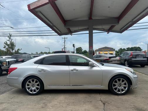 2011 Hyundai Equus Signature