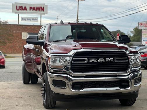 2020 RAM 3500 Tradesman Crew Cab 4x4 8' Box