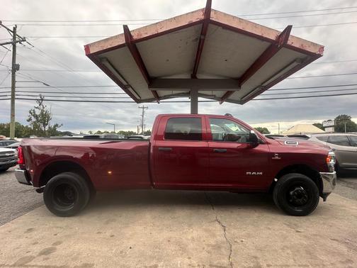 2020 RAM 3500 Tradesman Crew Cab 4x4 8' Box