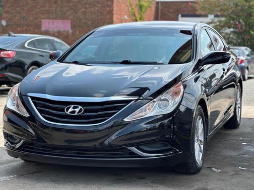 2011 Hyundai SONATA GLS