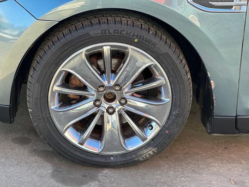 2010 Ford Taurus Limited