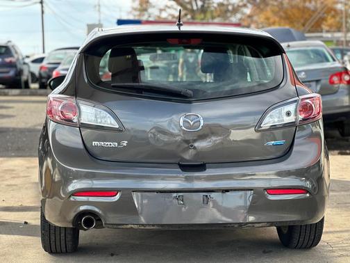 2013 Mazda Mazda3 i Touring