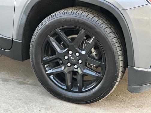 2020 Chevrolet Traverse LT