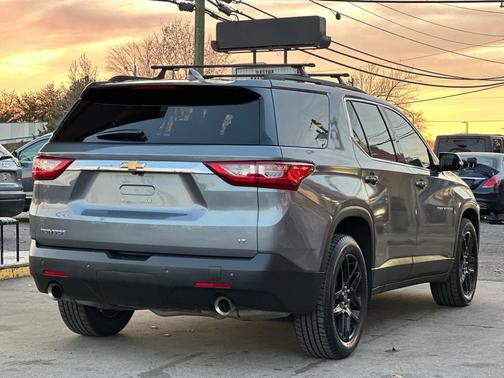 2020 Chevrolet Traverse LT