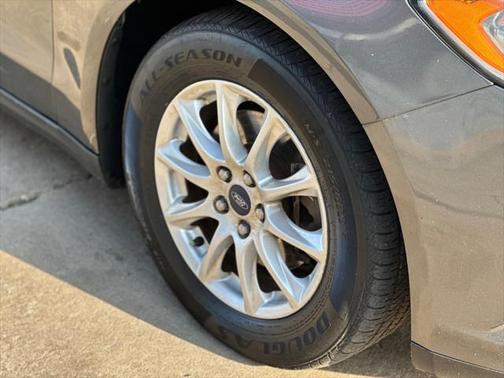 2016 Ford Fusion S