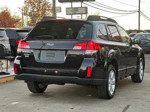2013 Subaru Outback 2.5i Premium