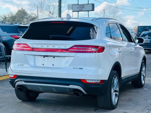 2015 Lincoln MKC Base