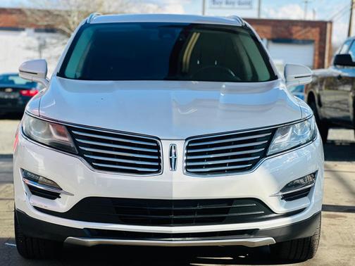 2015 Lincoln MKC Base