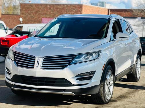 2015 Lincoln MKC Base