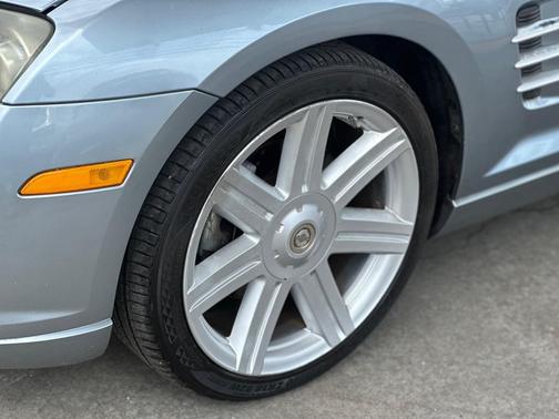 2005 Chrysler Crossfire Base
