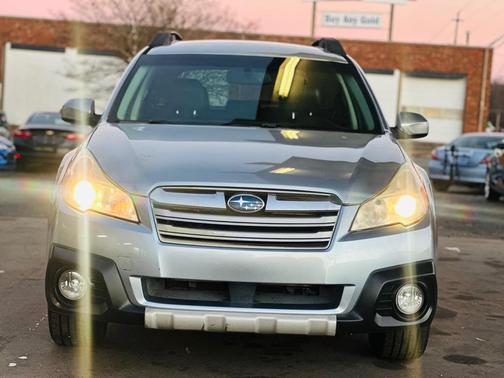 2013 Subaru Outback 2.5i Limited