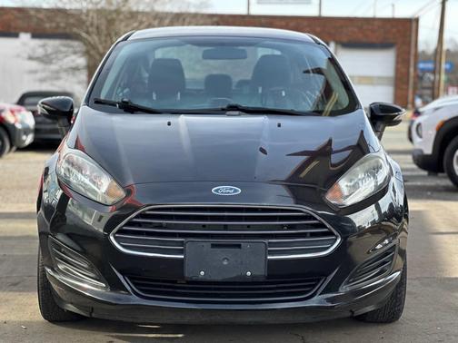 2015 Ford Fiesta SE