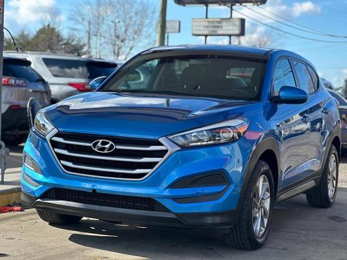 2018 Hyundai TUCSON SE