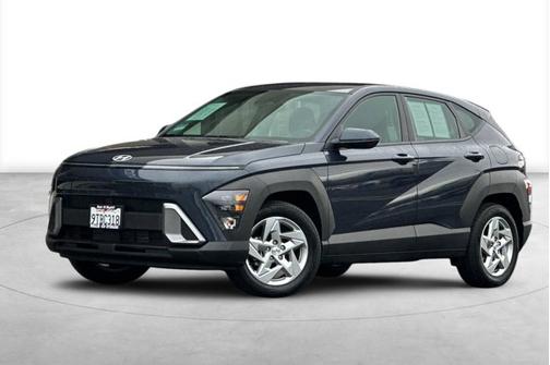 2025 Hyundai KONA SE
